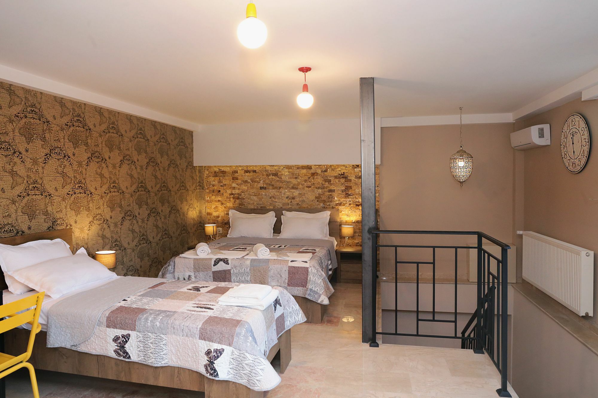 G-Old Town Hotel Tbilisi Buitenkant foto