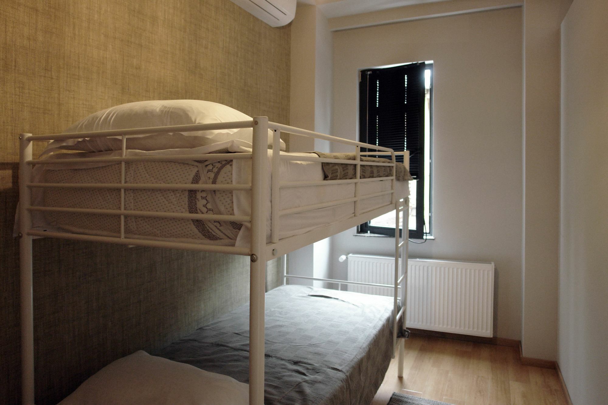 G-Old Town Hotel Tbilisi Buitenkant foto